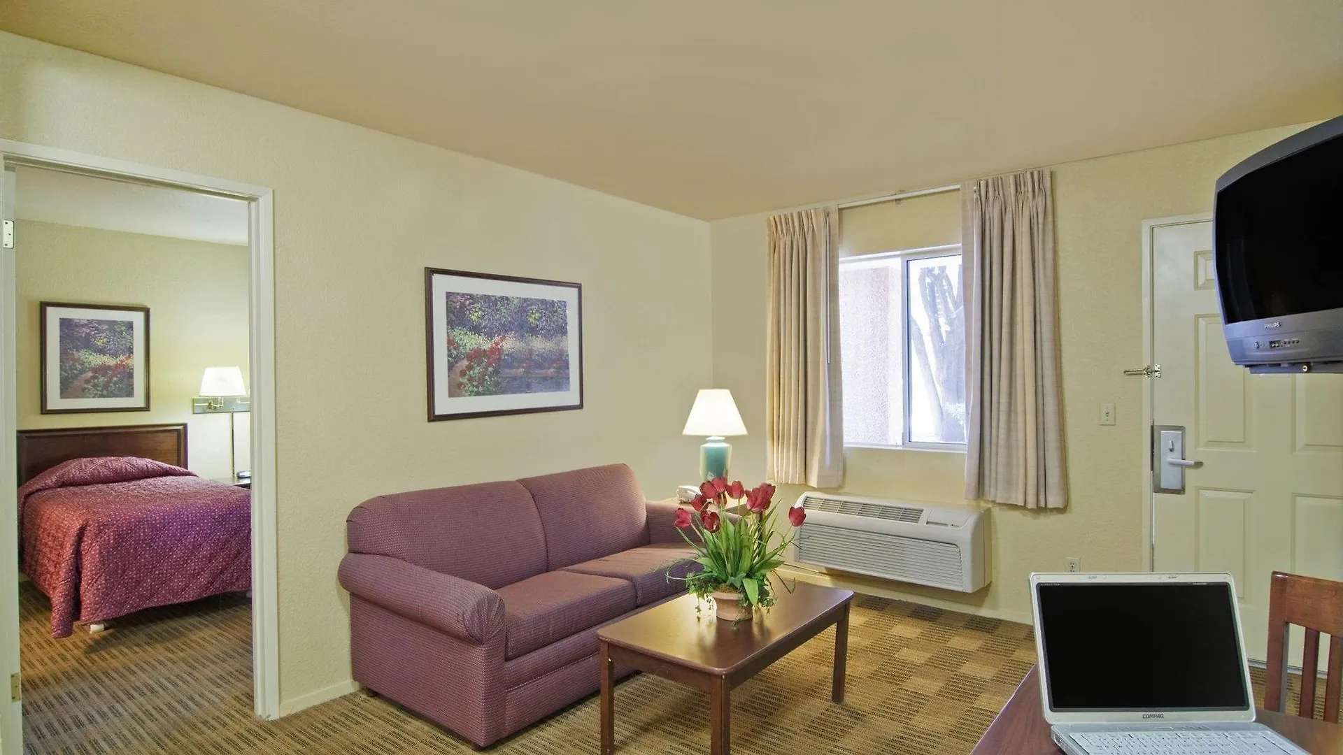 Crossland Economy Studios - Las Vegas - Boulder Highway Aparthotel